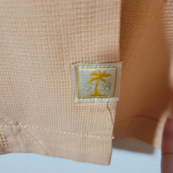 Tommy Bahama Original fit 100% silk Short sleeve Tone on tone design size XL - Picture 4 of 8